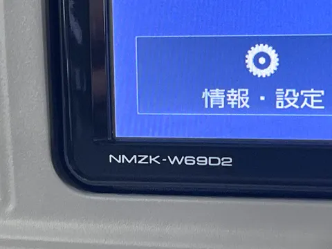 Daihatsu Mira Tocot