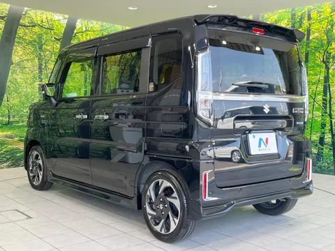 Suzuki Spacia Custom
