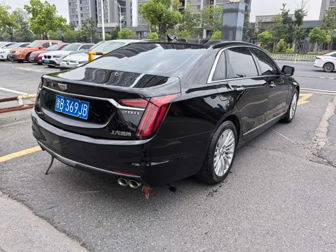 Cadillac CT6