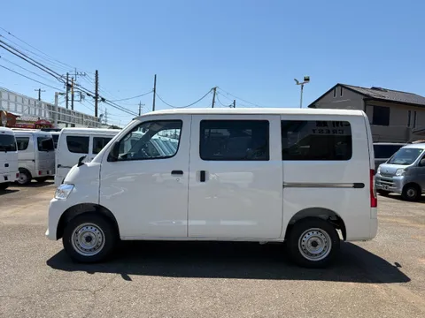 Toyota TownAce Van