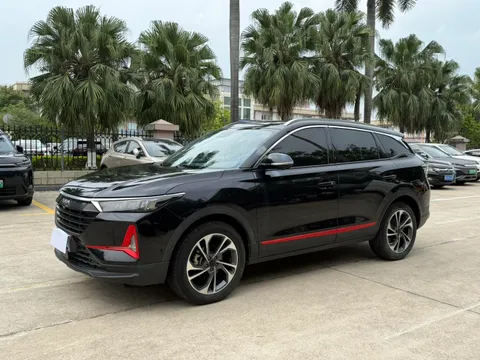 Dongfeng AX7