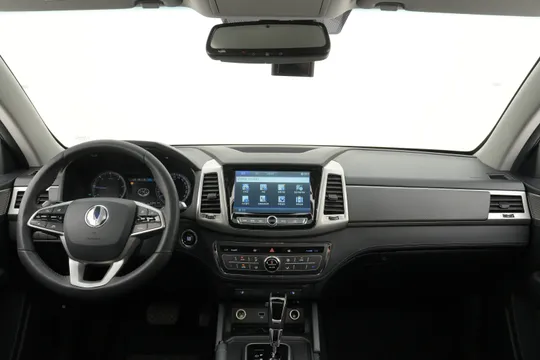 SsangYong Rexton Sports
