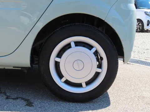 Daihatsu Mira Tocot
