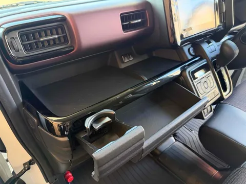 Suzuki Spacia Custom