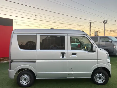 Nissan Clipper