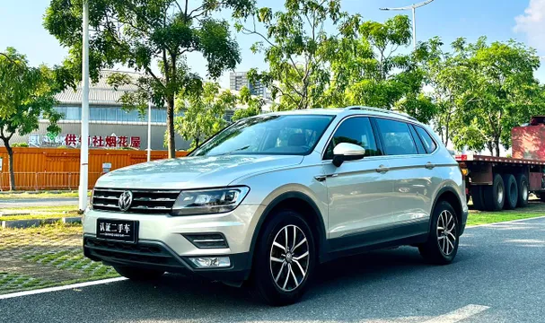 Volkswagen Tiguan L