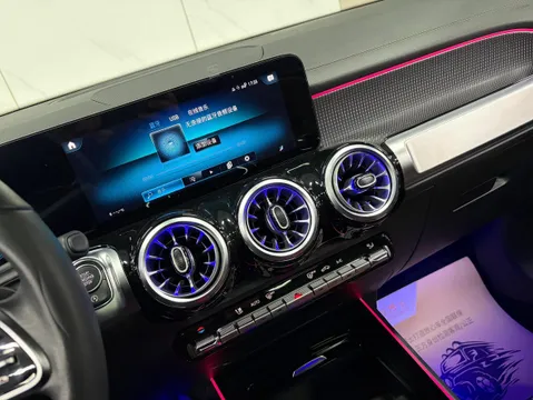 Mercedes-Benz GLB-Class