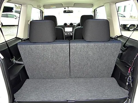 Nissan KIX