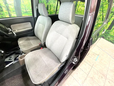 Daihatsu Mira Tocot