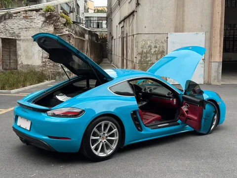 Porsche 718