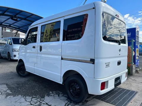Nissan Clipper