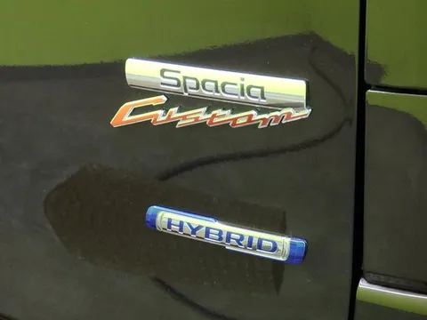 Suzuki Spacia Custom