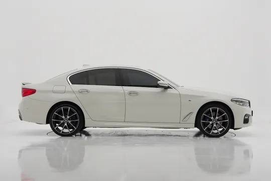 BMW BMW