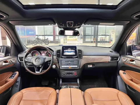 Mercedes-Benz Mercedes-Benz GLS