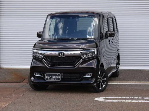 Honda N-BOX Custom