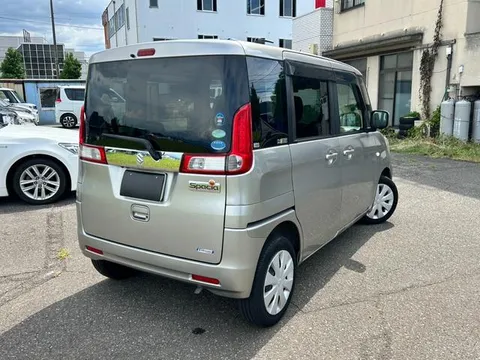 Suzuki Spacia