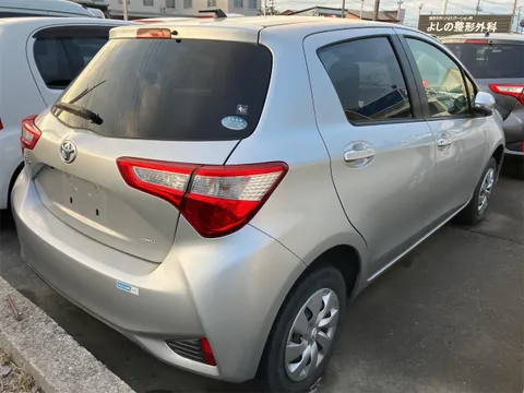Toyota Yaris (Vitz)