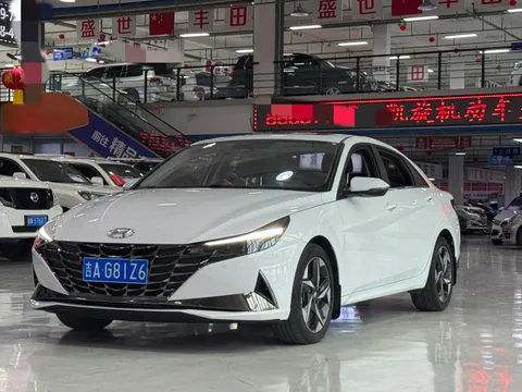 Hyundai Elantra (Avante)