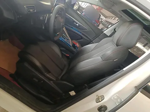 Peugeot 4008