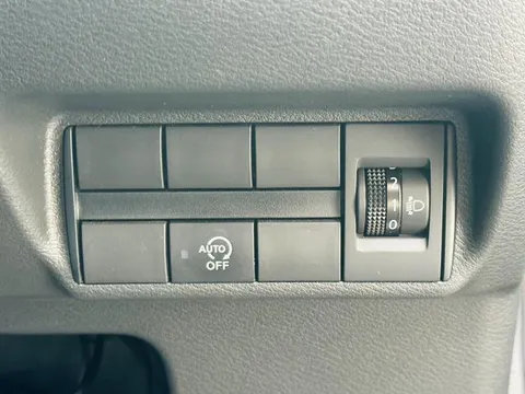 Mitsubishi eK X