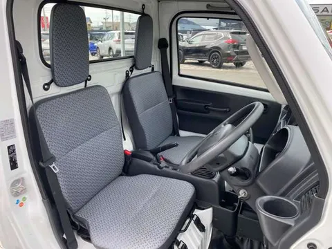 Suzuki Carry