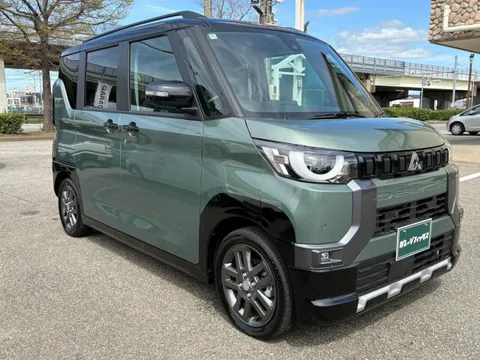 Mitsubishi Delica Mini