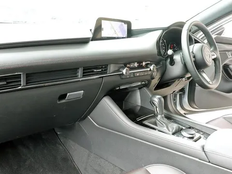 Mazda MAZDA3 Fastback