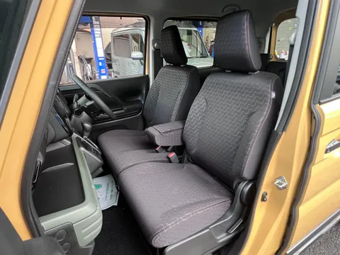 Suzuki Spacia Gear