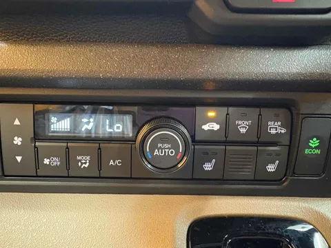 Honda N-BOX Joy