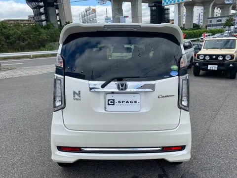 Honda N-WGN Custom