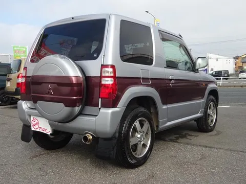 Mitsubishi Pajero Mini