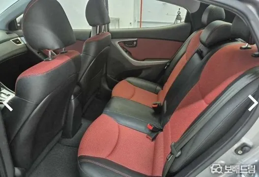 Hyundai Elantra (Avante)