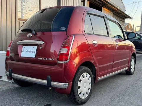 Daihatsu Mira Gino