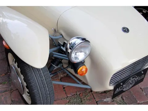 Caterham Seven 160