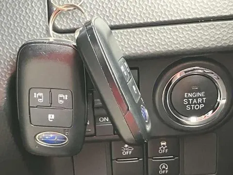 Subaru Justy Minivan