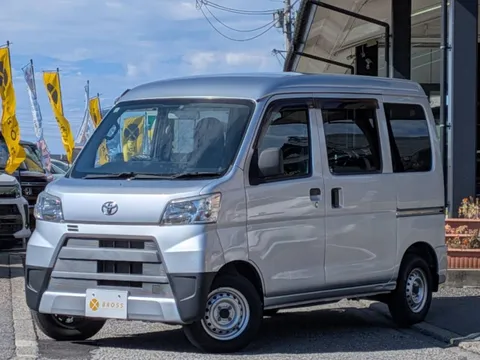 Toyota Pixis Van