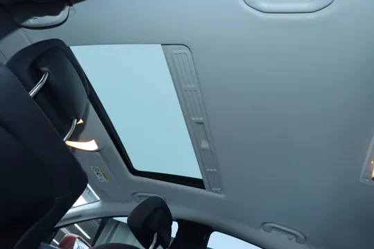 Mercedes-Benz Mercedes-Benz CLS