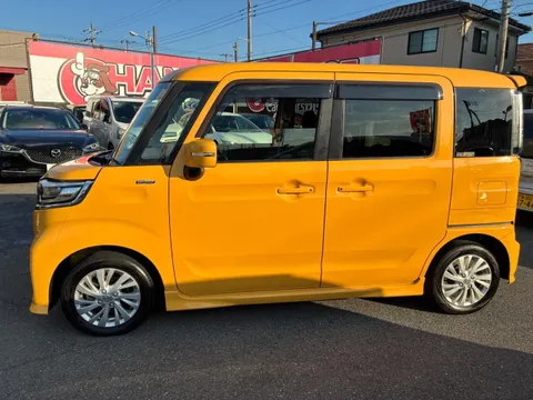 Suzuki Spacia Custom