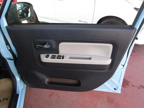 Daihatsu Mira Tocot