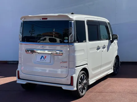 Suzuki Spacia Custom