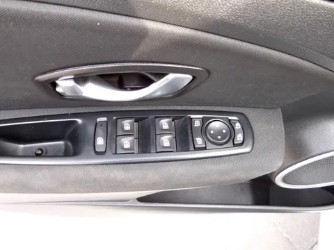 Renault SM3