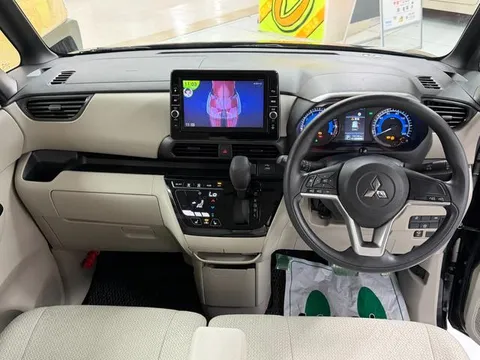 Mitsubishi eK Space