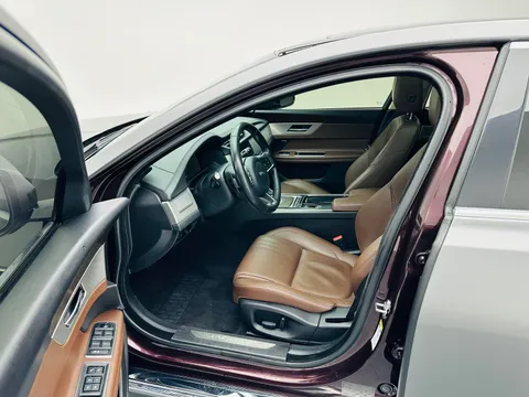 Jaguar XFL