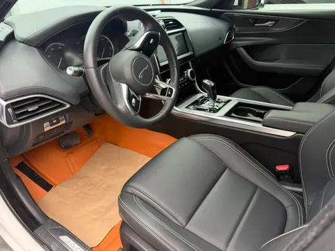 Jaguar XEL