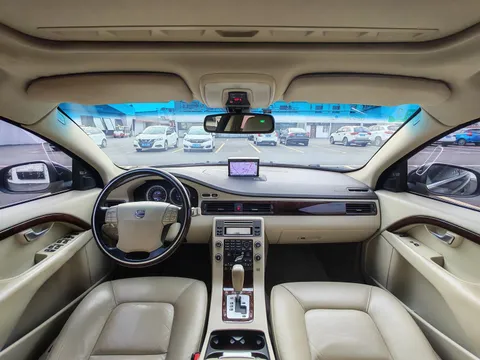 Volvo S80L