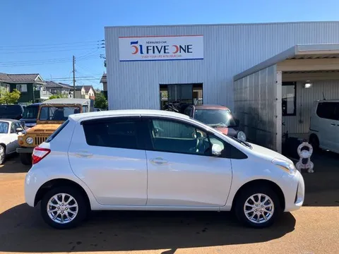 Toyota Yaris (Vitz)