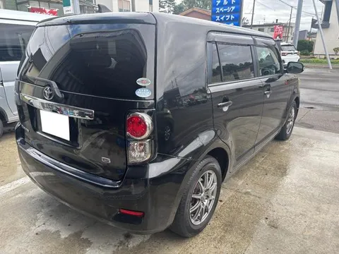 Toyota Corolla Rumion