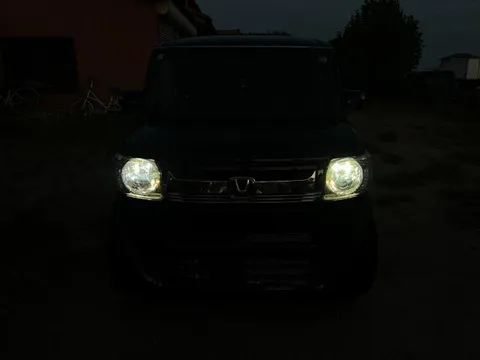 Honda N-BOX Slash