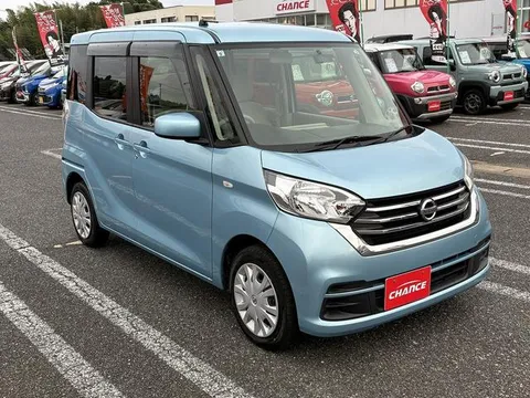 Nissan Dayz Roox