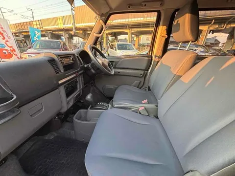Nissan Clipper